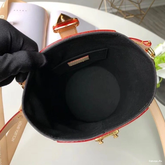 Louis Duffle Vuitton 0322